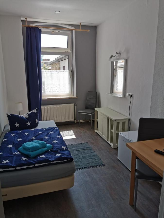 Pension Zur Gartenstadt Wittenberg Exteriör bild
